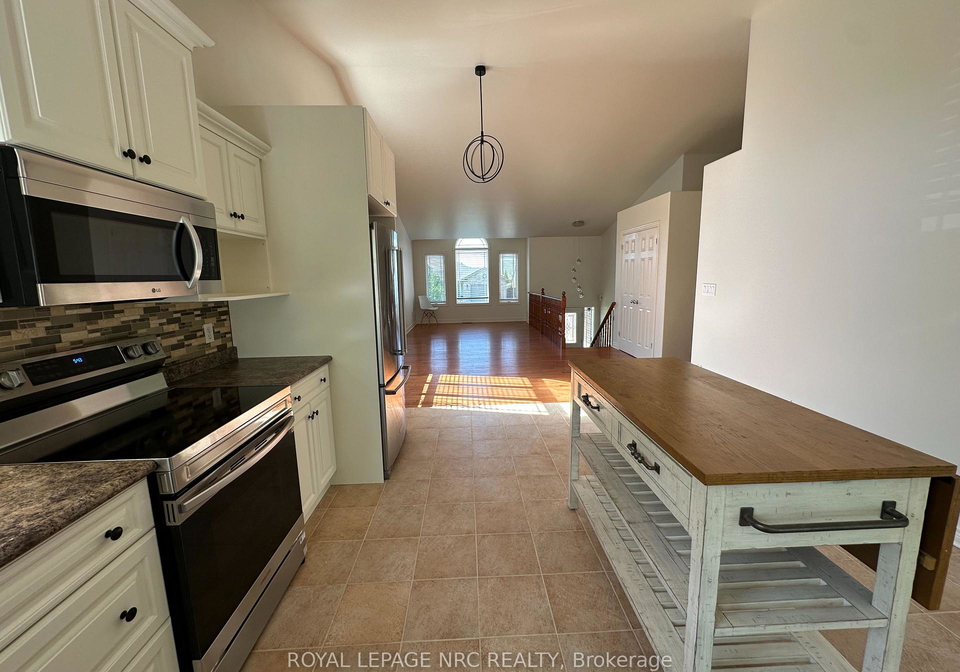 3923-weinbrenner-road-niagara-falls-ontario-x12148599
