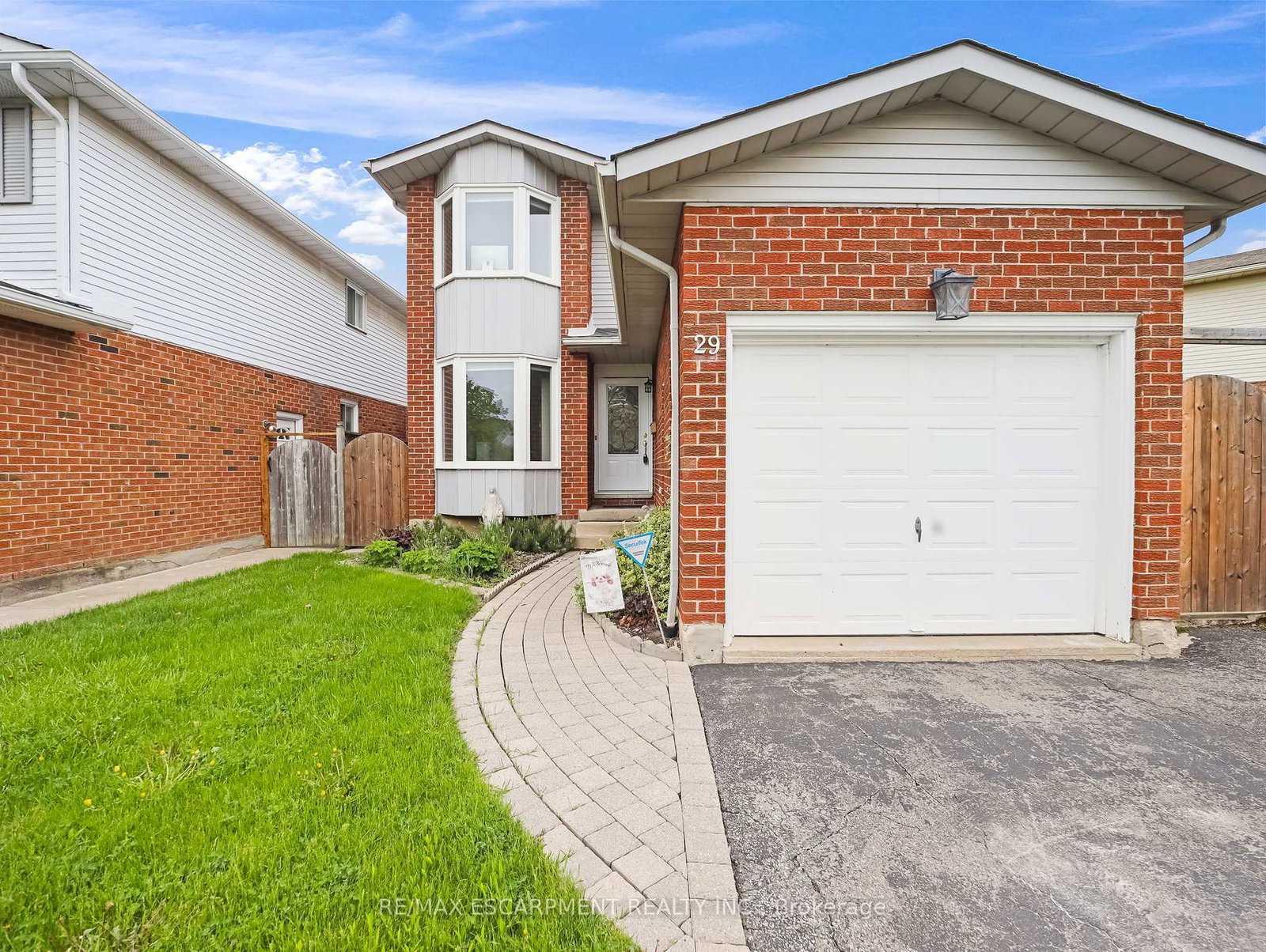 29-capri-street-thorold-ontario-x12148770