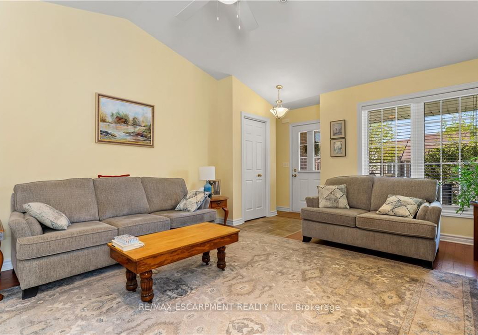 8-mason-drive-pelham-ontario-x12148966