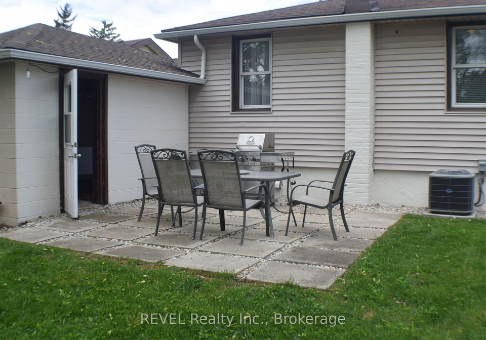 5820-keith-street-niagara-falls-ontario-x12149411