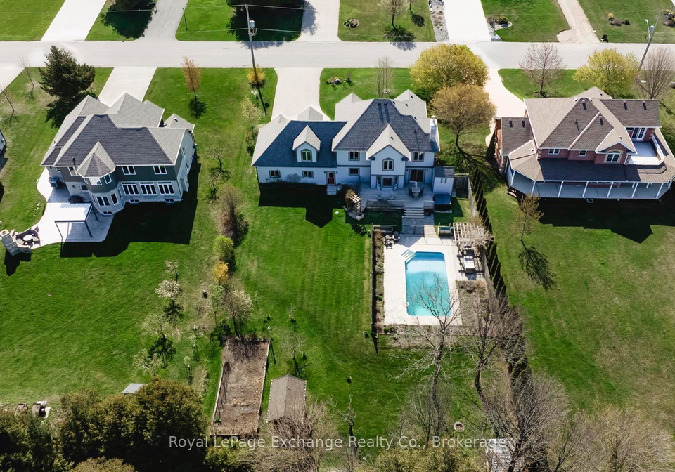 902-park-place-huron-kinloss-ontario-x12149575