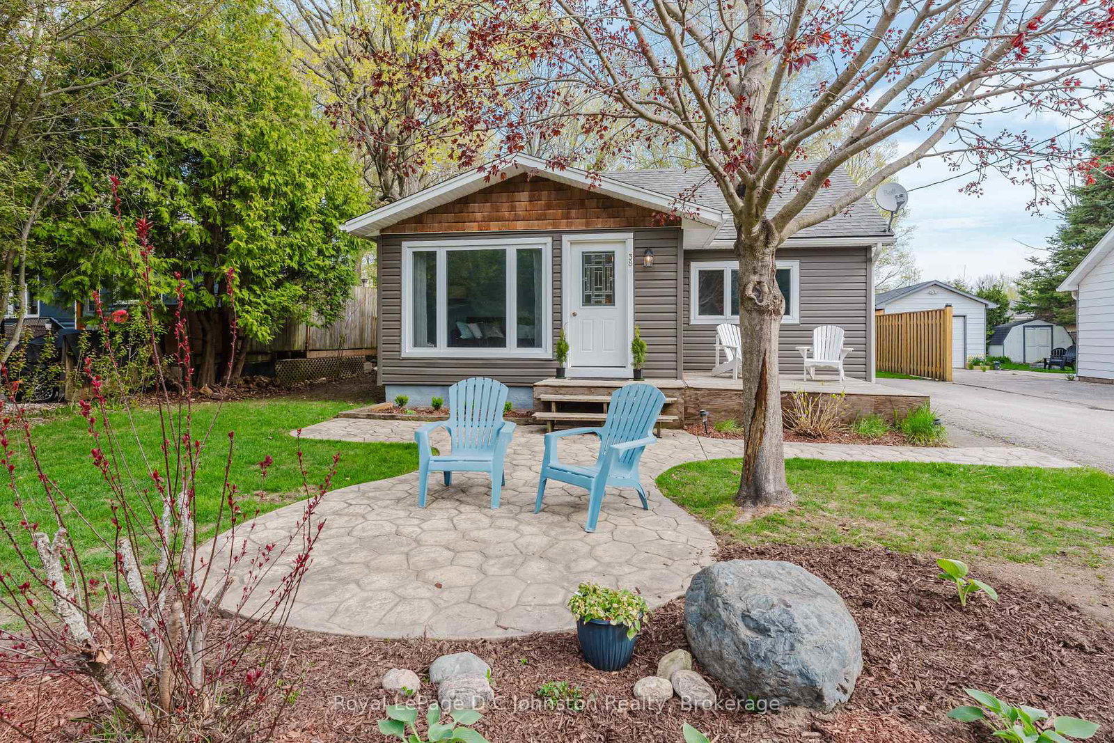 38-oak-street-saugeen-shores-ontario-x12149611