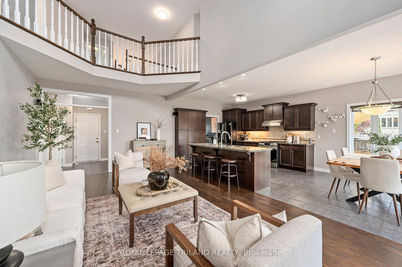 800-longworth-road-london-south-ontario-x12149855