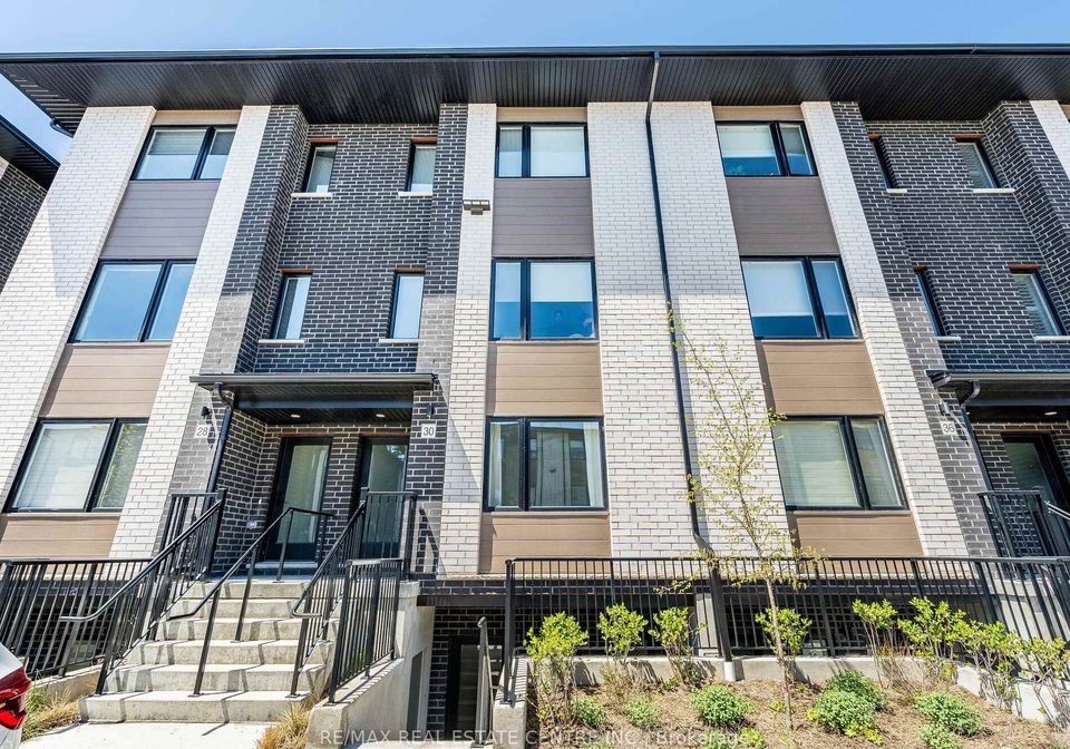 32-lily-lane-guelph-ontario-x12149936