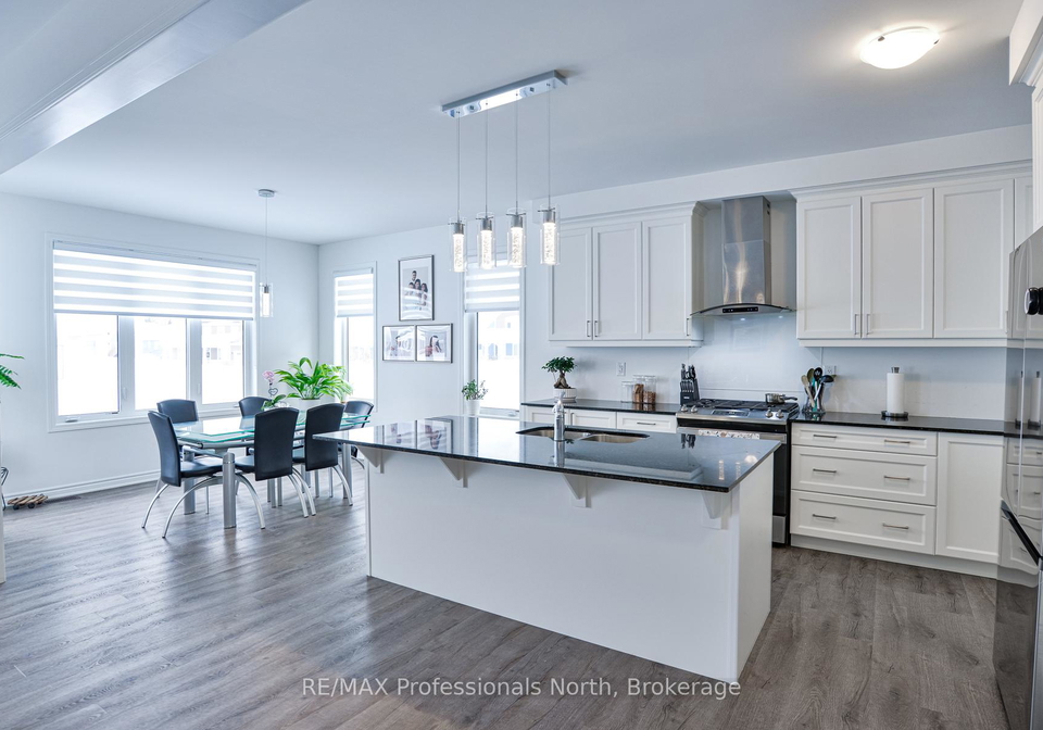 35-dyer-crescent-bracebridge-ontario-x12150251