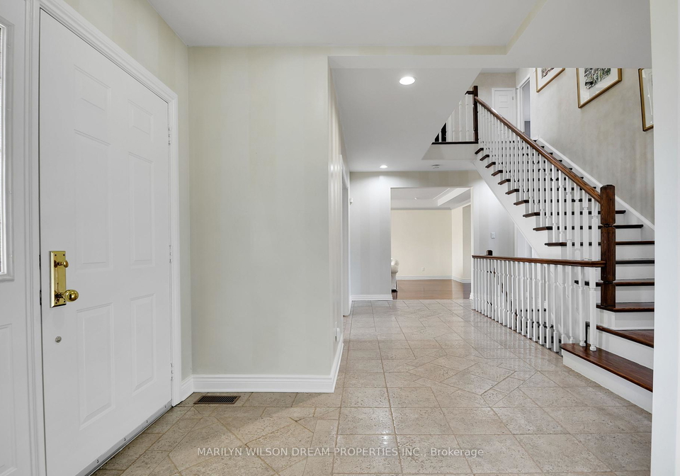 33-durham-private-ottawa-ontario-x12150404