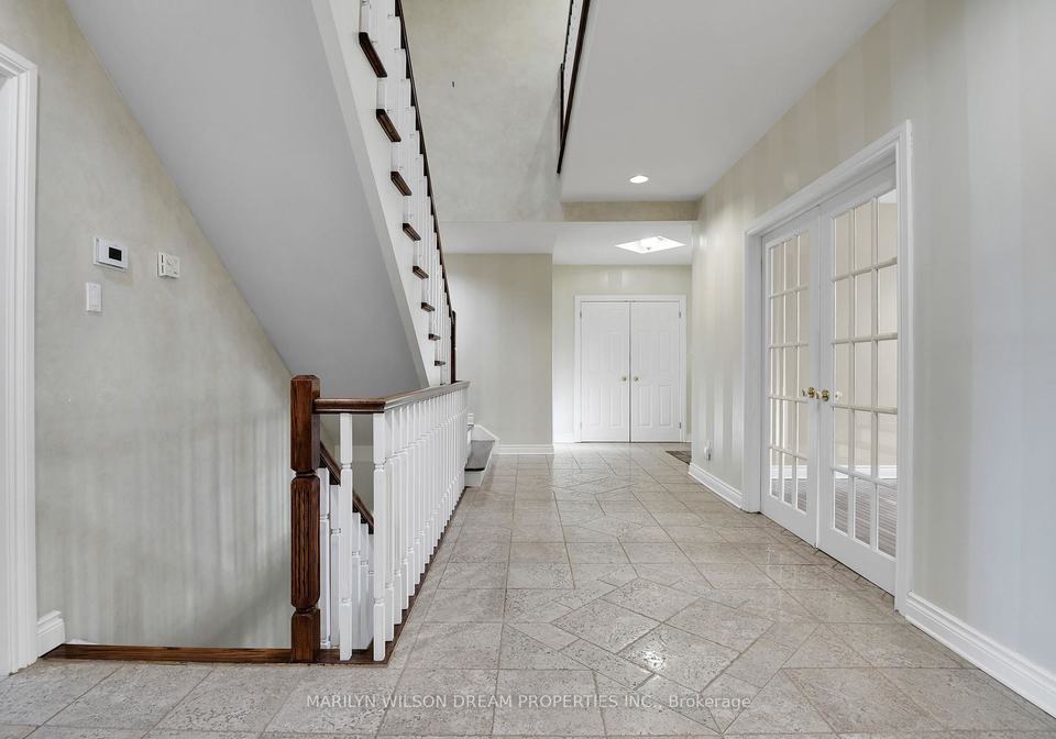 33-durham-private-ottawa-ontario-x12150404
