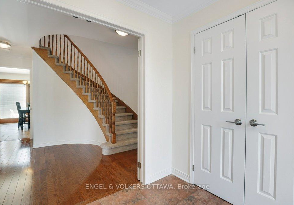 6-belton-avenue-ottawa-ontario-x12150655