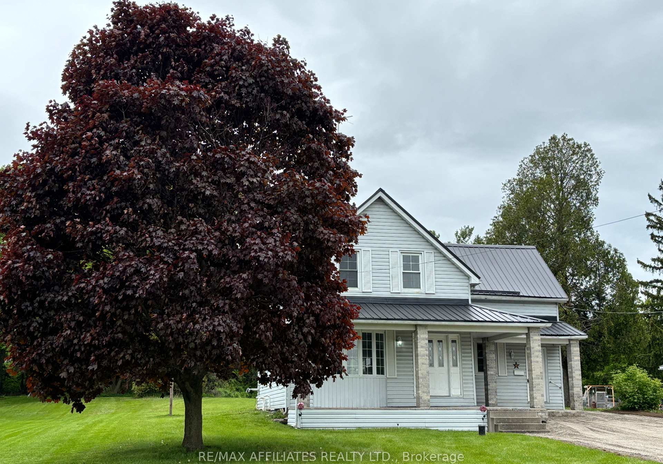 56-centre-street-edwardsburghcardinal-ontario-x12151011