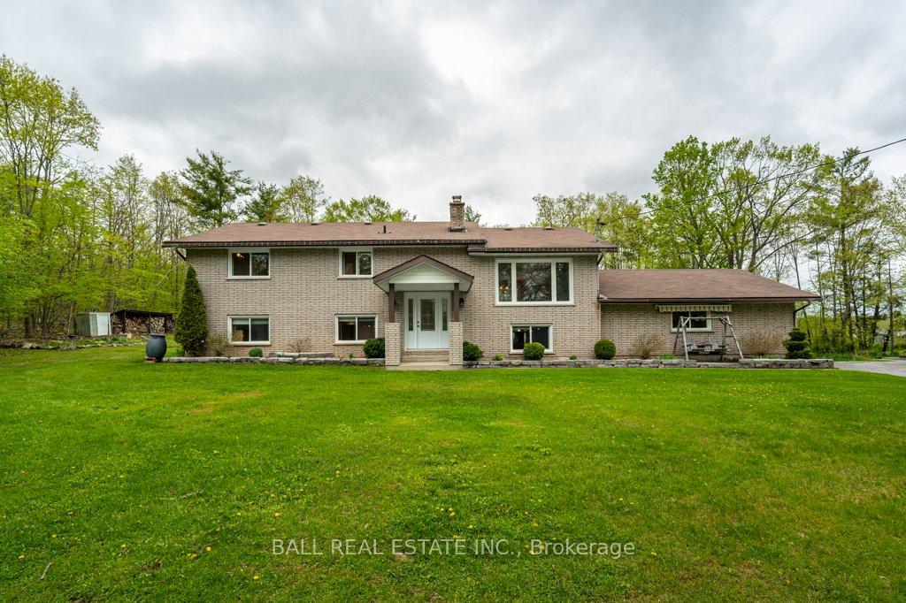 153-fire-route-26-trent-lakes-ontario-x12151116