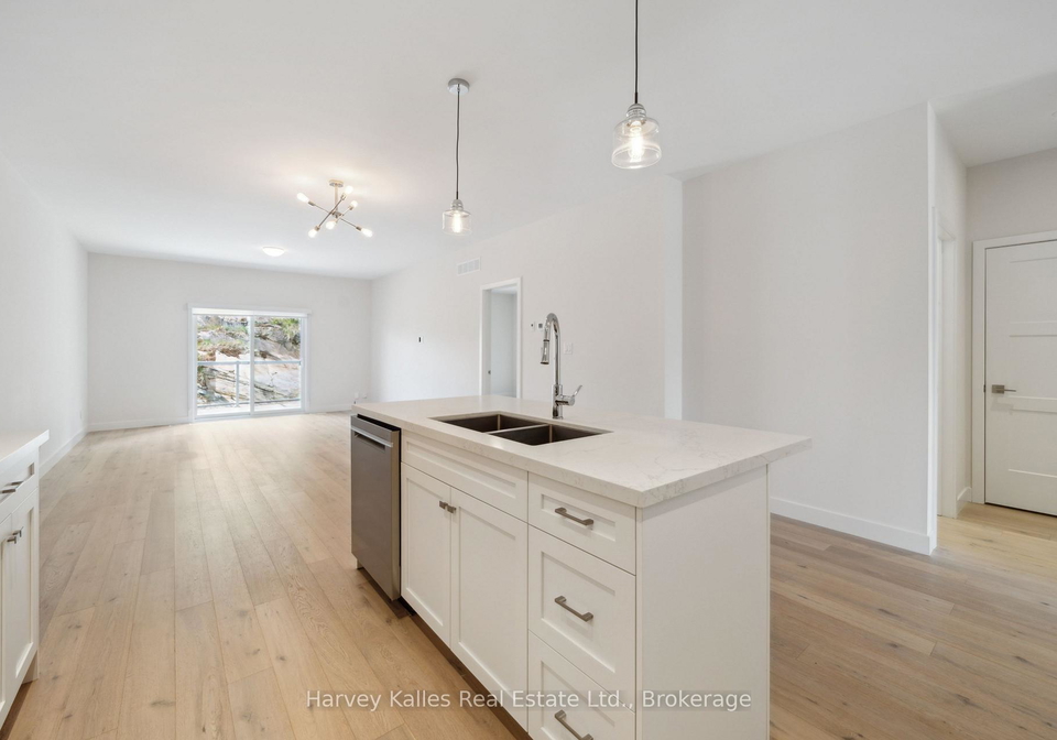 9-cascade-lane-huntsville-ontario-x12151228