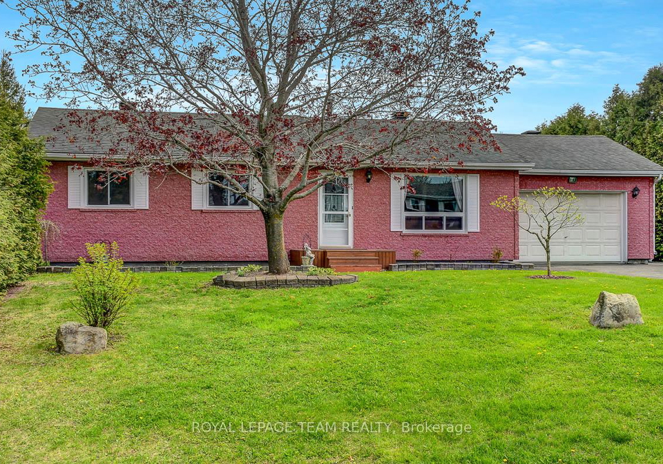 2833-glenwood-drive-ottawa-ontario-x12151369