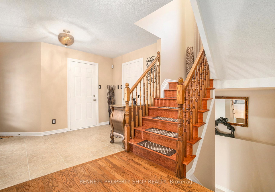 176-macara-crescent-kanata-ontario-x12151605