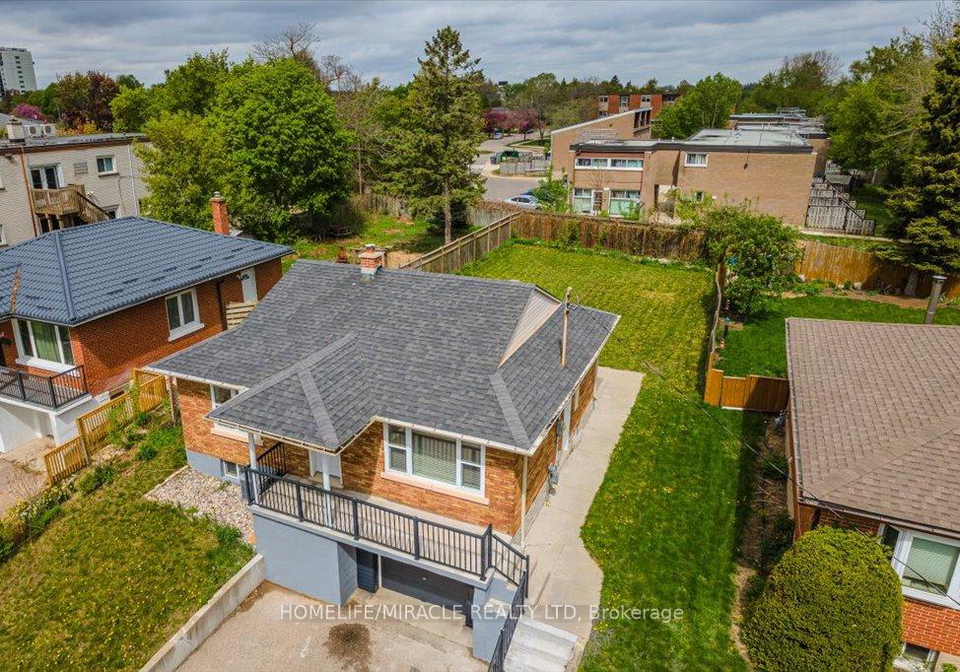 570-victoria-street-s-kitchener-ontario-x12151758