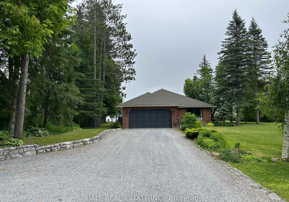 13-fire-route-123-trent-lakes-ontario-x12151945