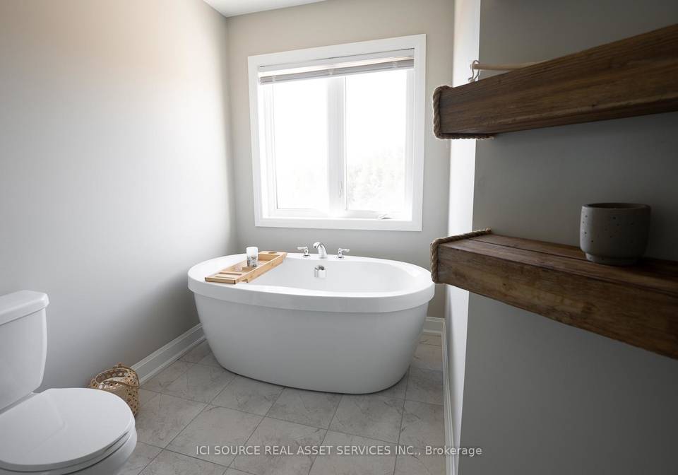 32-compass-trail-cambridge-ontario-x12152003