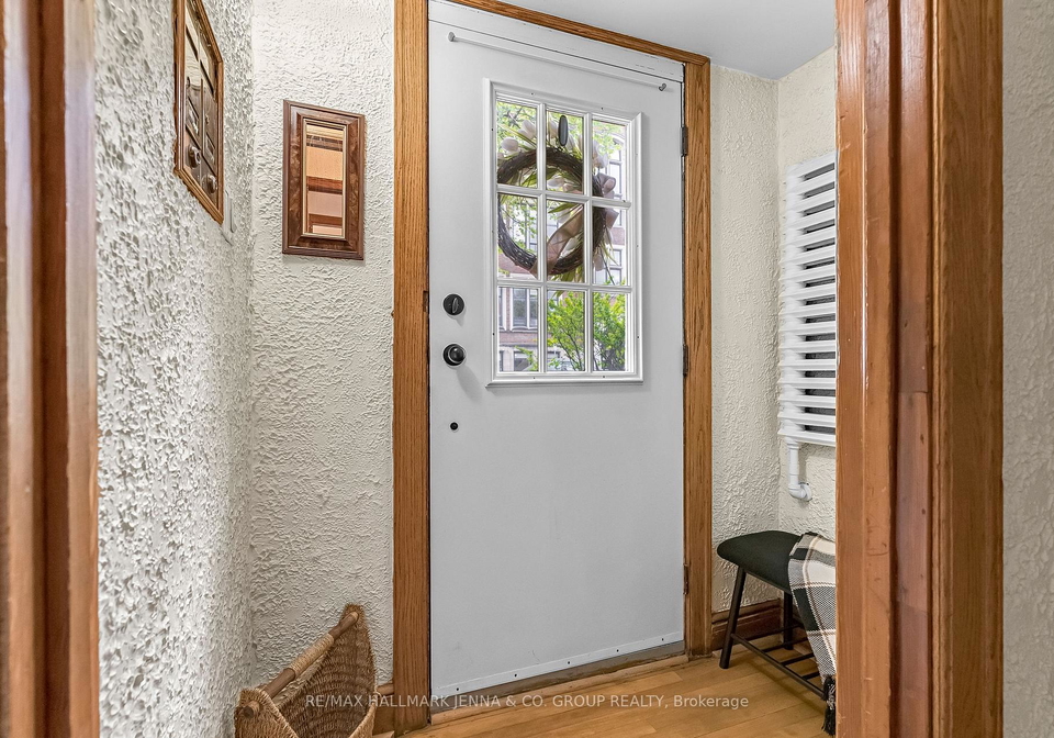 217-glebe-avenue-ottawa-ontario-x12152187