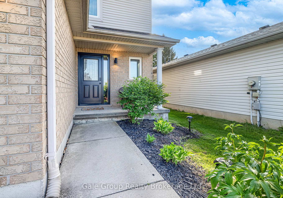 15-crusoe-place-ingersoll-ontario-x12152947