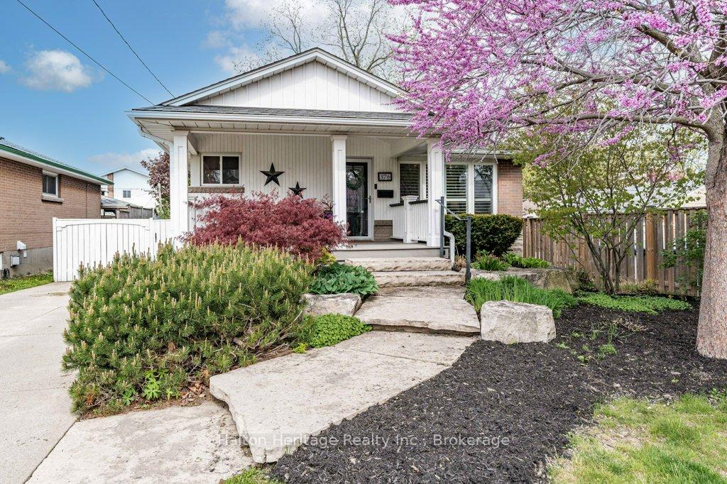 376-east-18th-street-hamilton-ontario-x12153035