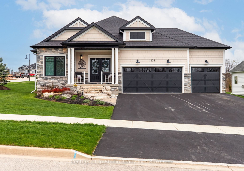 136-cobble-beach-drive-georgian-bluffs-ontario-x12153088