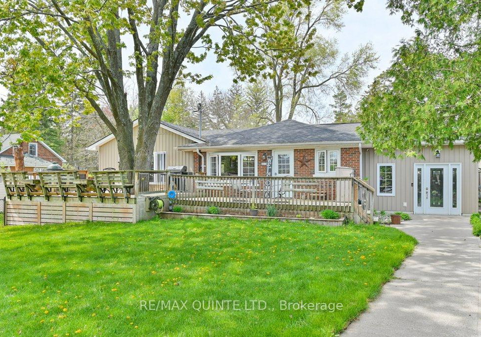 12-fourth-avenue-quinte-west-ontario-x12153173