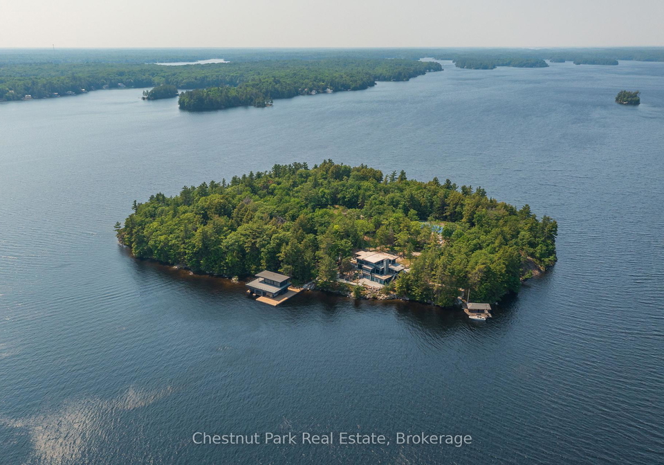 1-bass-muskoka-lakes-ontario-x12153220