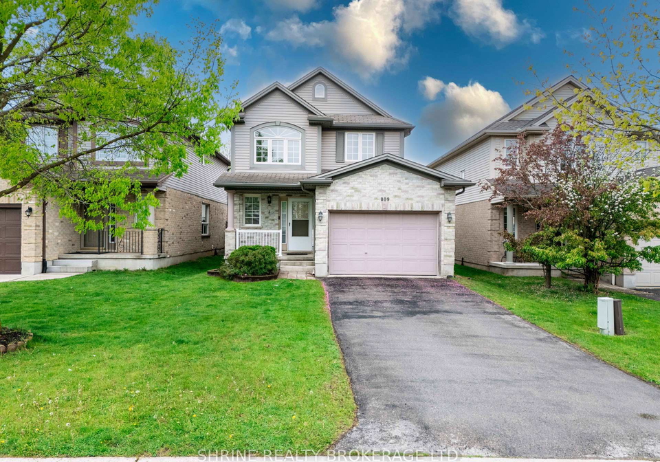 809-queensborough-crescent-london-north-ontario-x12153467