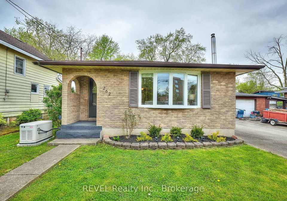 262-high-street-fort-erie-ontario-x12153470