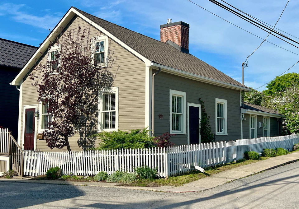 413-regent-street-kingston-ontario-x12153619