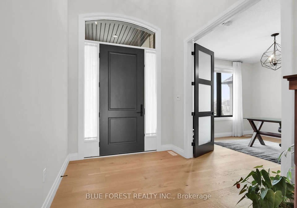 1056-trailsway-avenue-london-south-ontario-x12154219