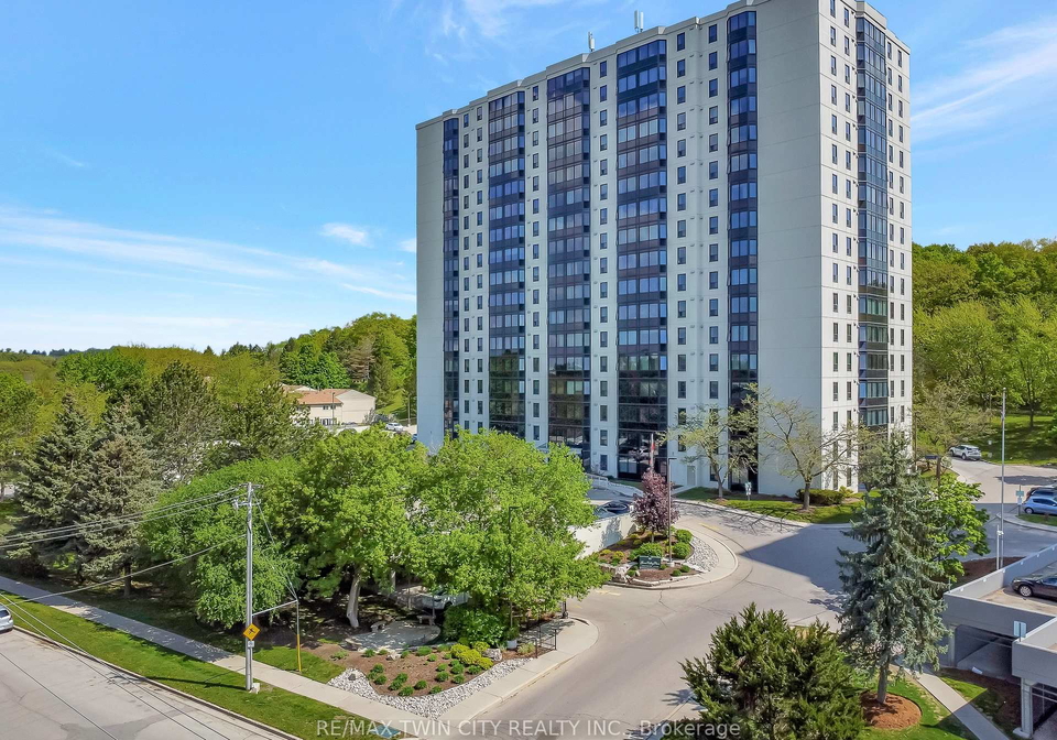 35-green-valley-drive-kitchener-ontario-x12154484