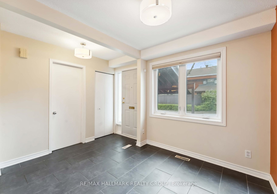 110-walnut-court-ottawa-ontario-x12154558