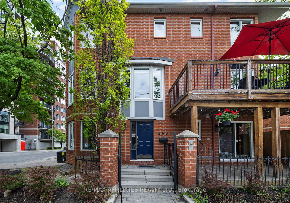 255-kent-street-ottawa-ontario-x12154693