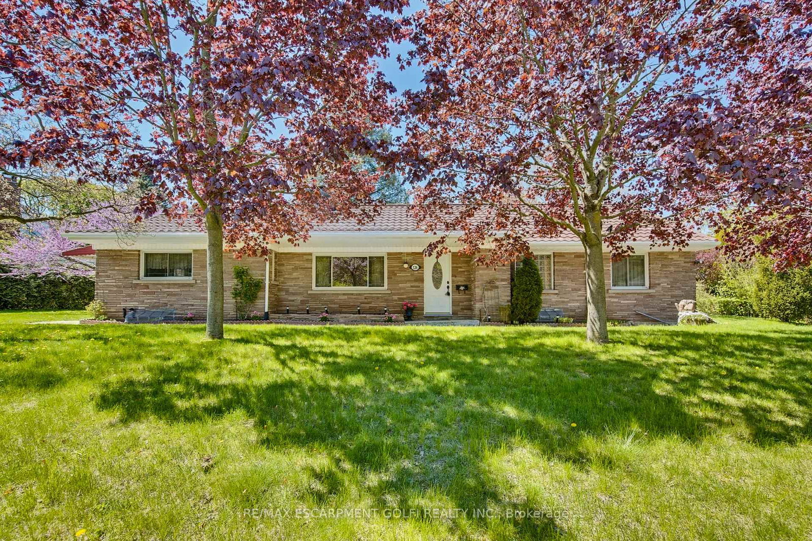 126-mccall-crescent-norfolk-ontario-x12155014