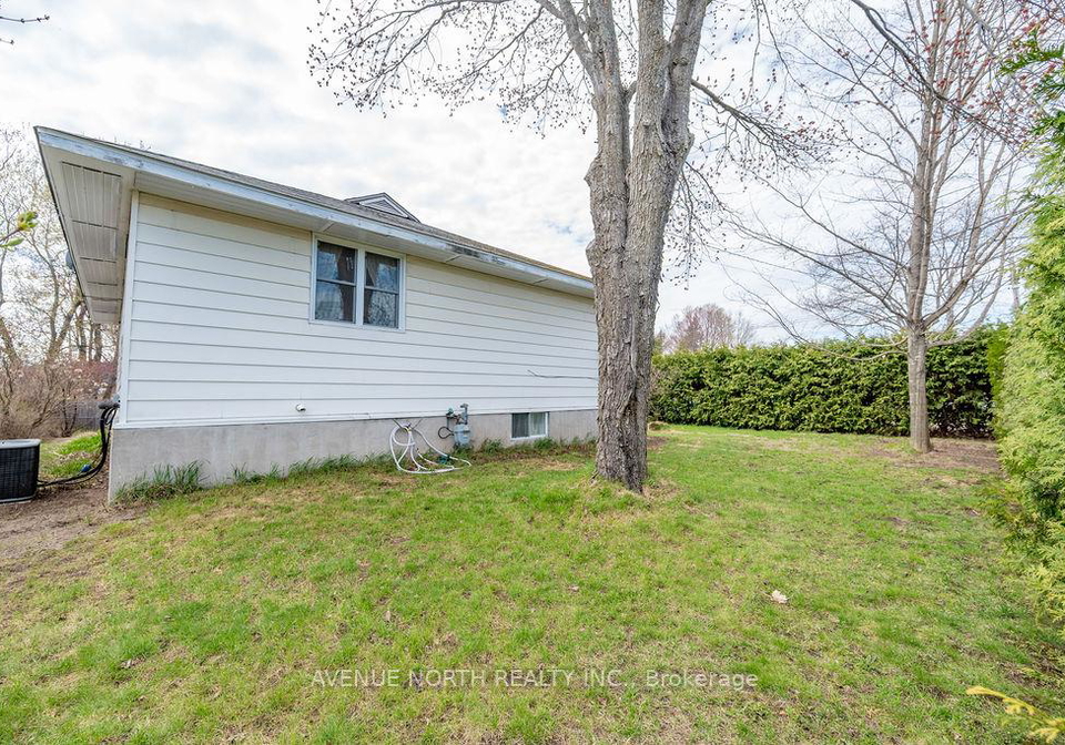 7-laura-street-petawawa-ontario-x12155063