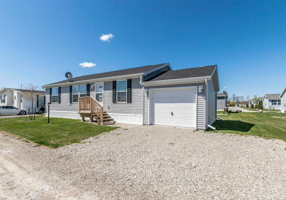 9-hickory-hollow-haldimand-ontario-x12155236