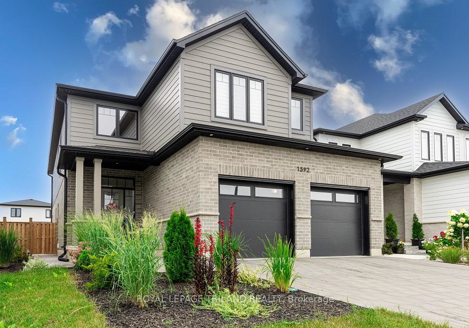 1592-applerock-avenue-london-north-ontario-x12155348