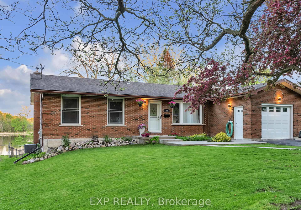 390-dundas-street-w-greater-napanee-ontario-x12155752