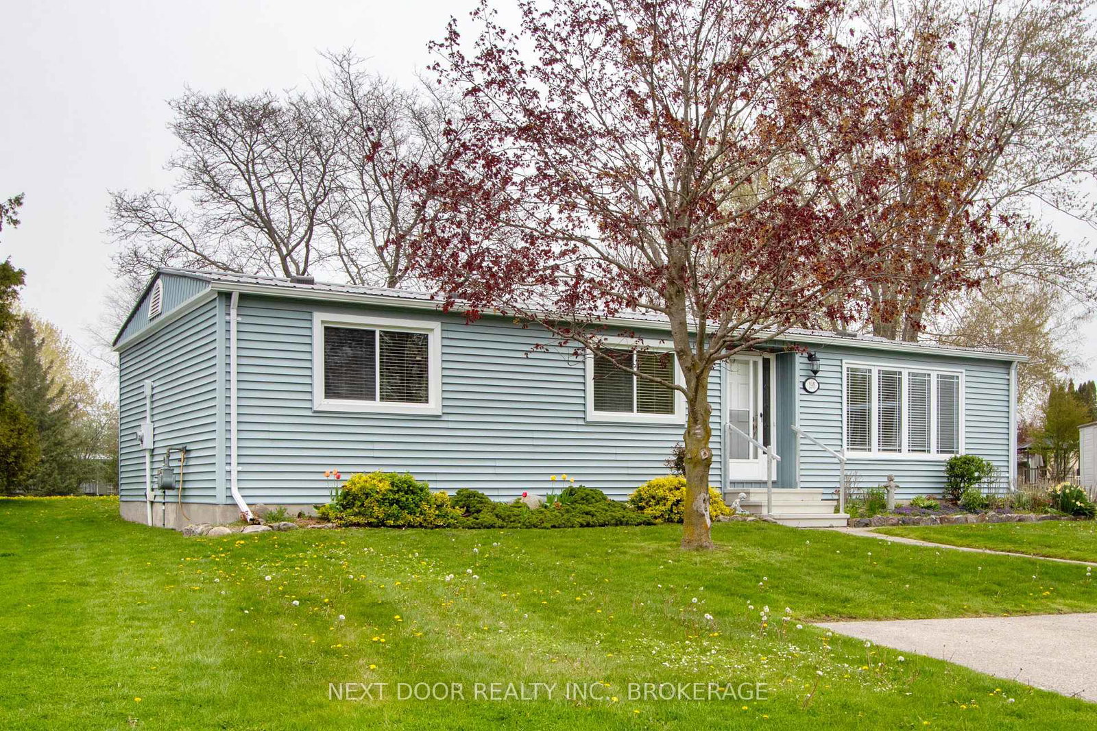 195-pebble-beach-parkway-south-huron-ontario-x12155763