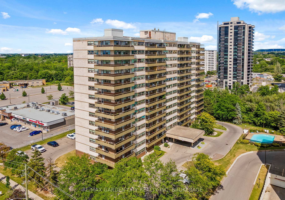 215-glenridge-avenue-st-catharines-ontario-x12155814