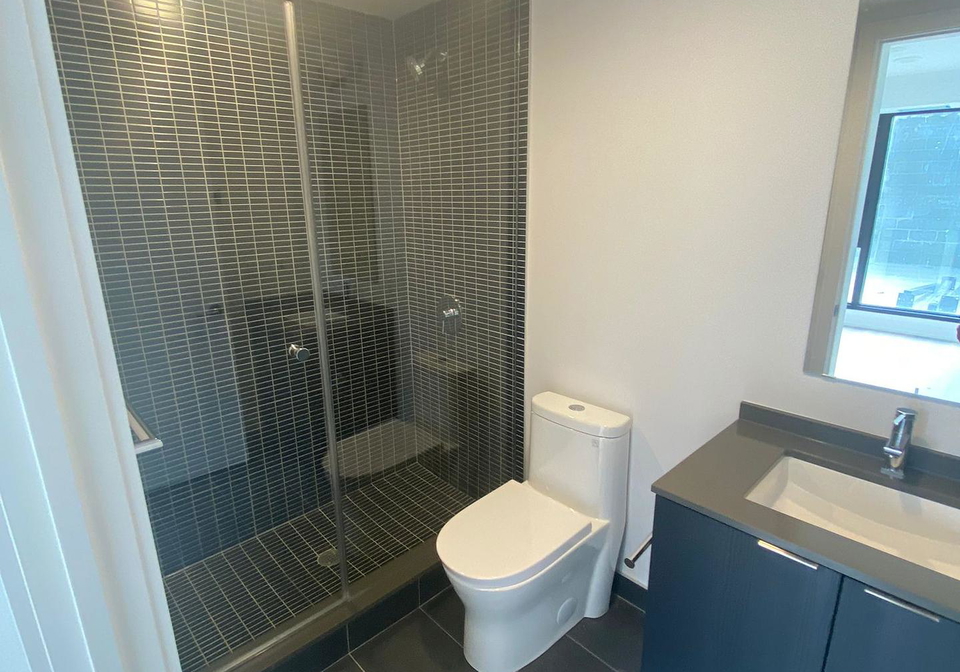 1-jarvis-street-hamilton-ontario-x12155884