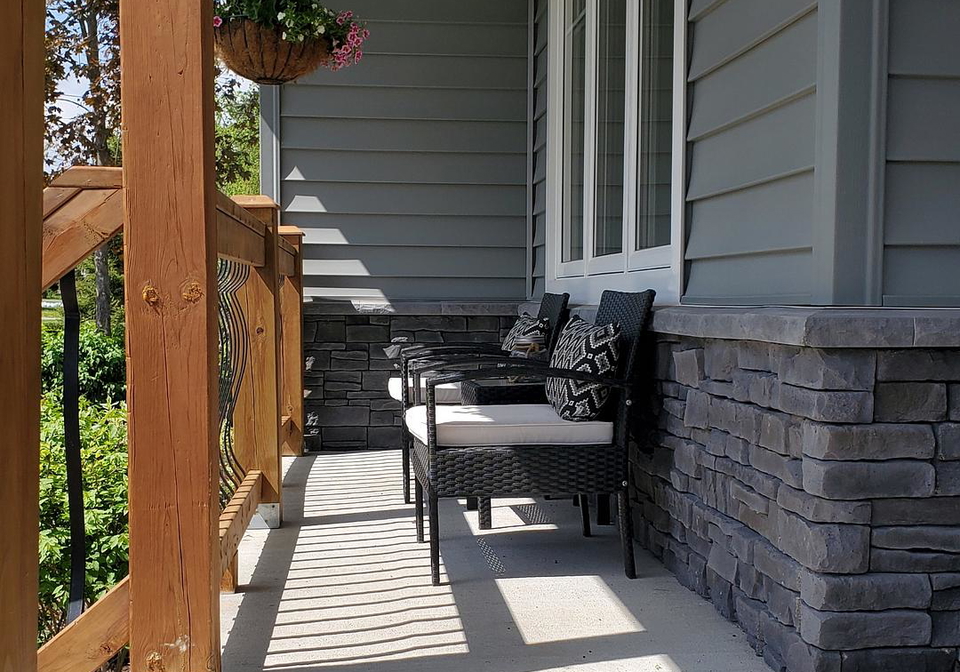 138-queen-street-n-kawartha-lakes-ontario-x12155910
