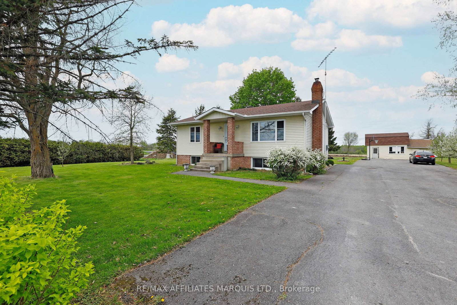 16017-losey-road-n-south-stormont-ontario-x12156017