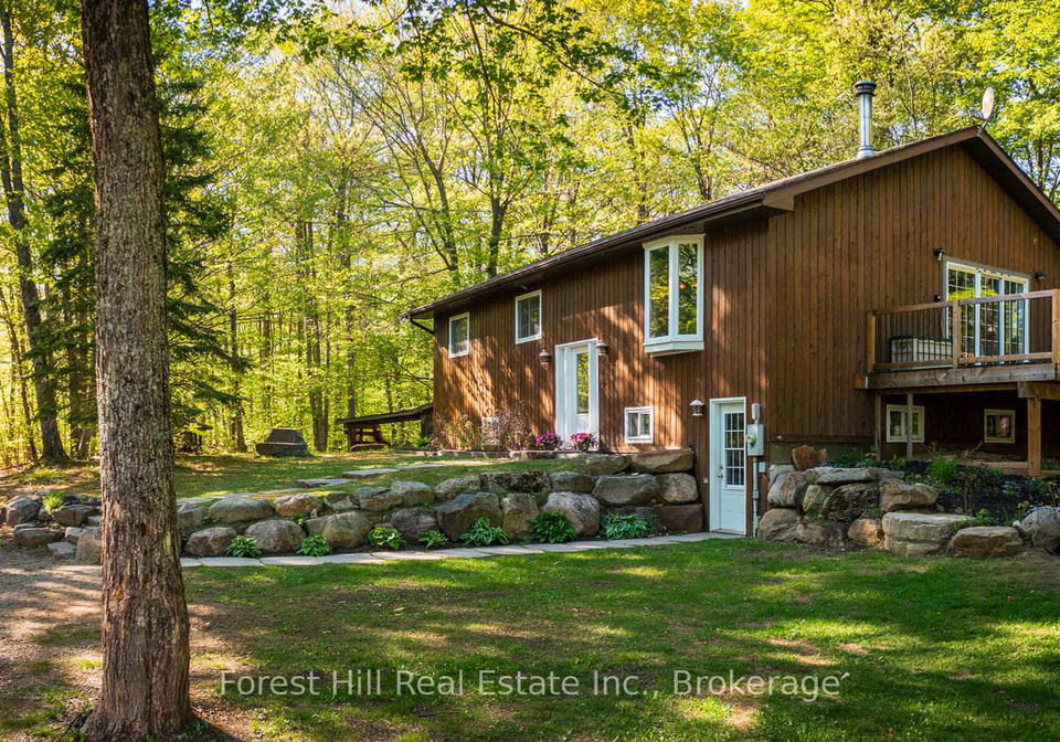 917-portage-road-lake-of-bays-ontario-x12156233