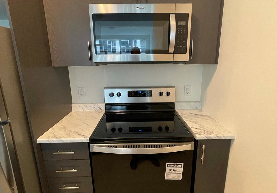 16-concord-place-grimsby-ontario-x12156242