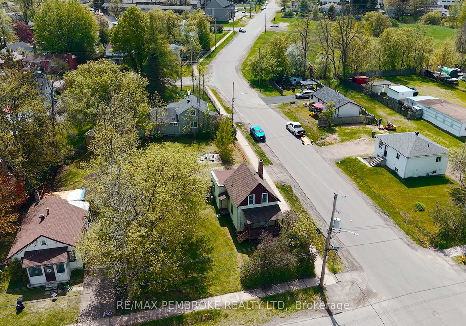 1110-bronx-street-pembroke-ontario-x12156467