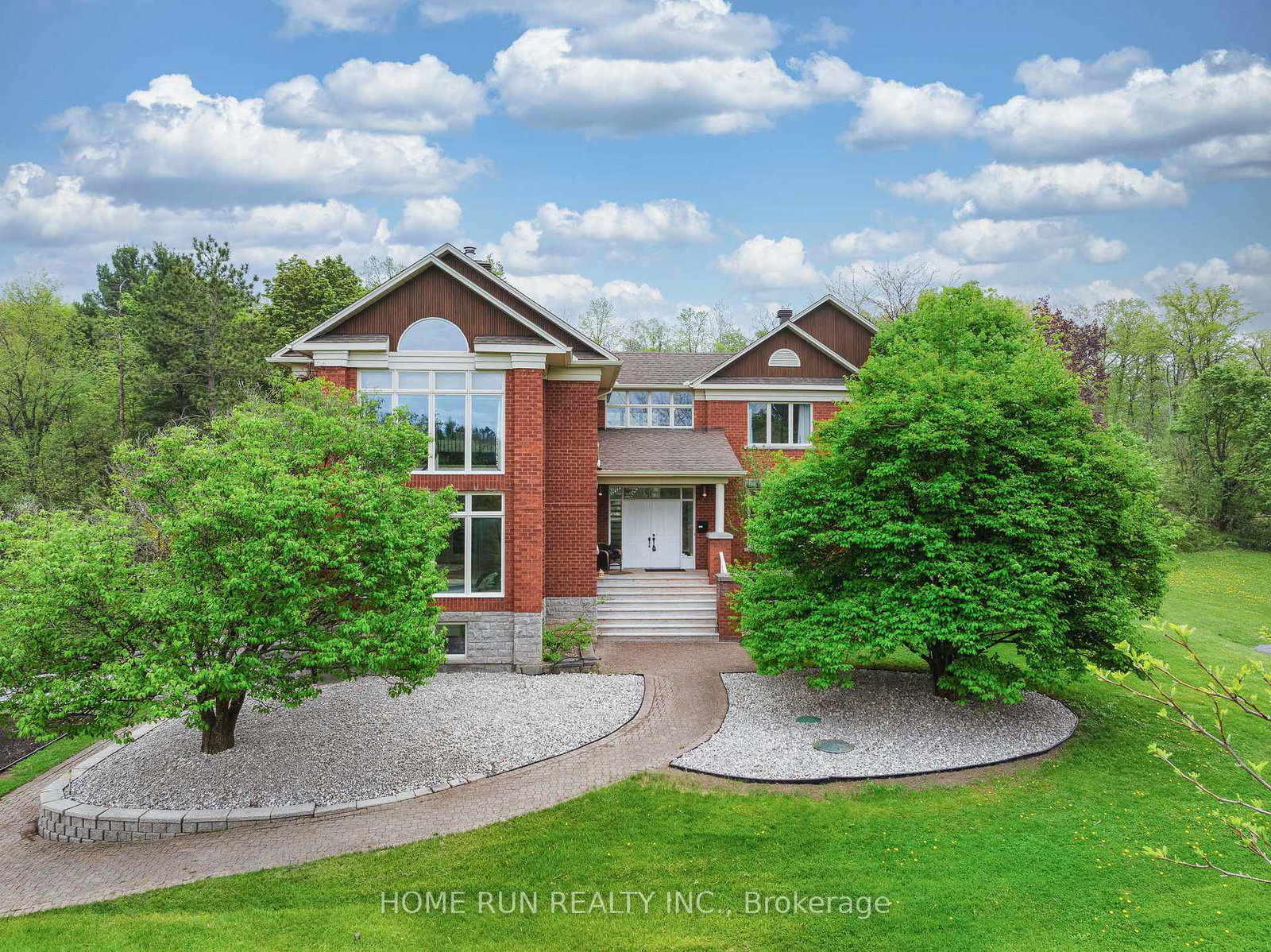 112-lochcarron-crescent-ottawa-ontario-x12156568