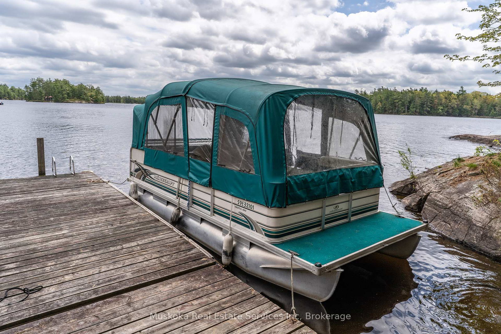 620-kahshe-lake-gravenhurst-ontario-x12156576