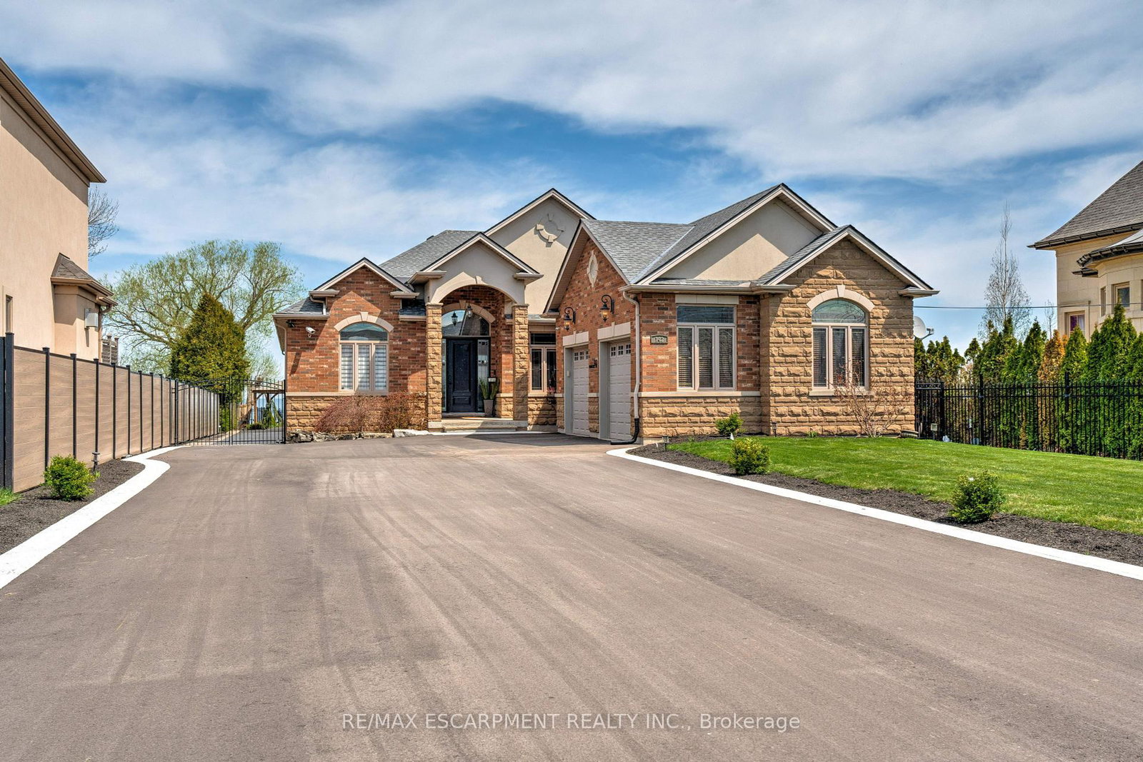 142-watercrest-drive-hamilton-ontario-x12156645