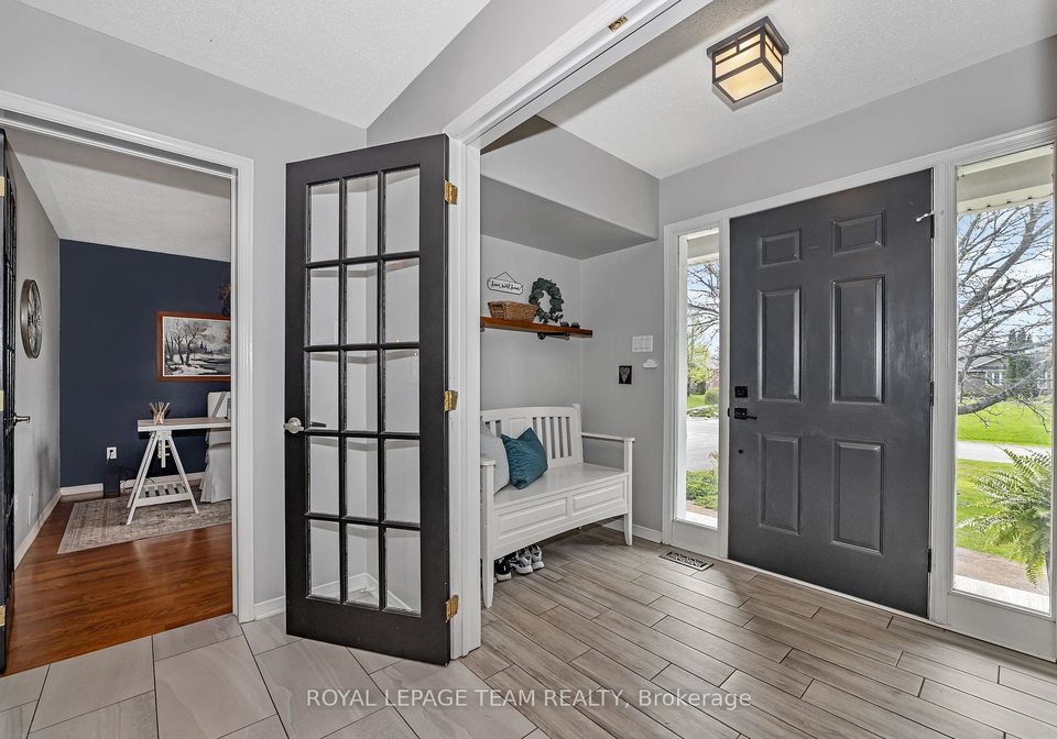 6891-twin-lakes-avenue-ottawa-ontario-x12156681